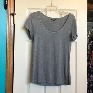 Cable and gauge Gray tee